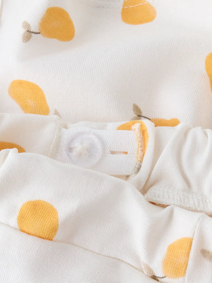Detail Birnen Print und elastischer Bund Shorts aus Baumwolle zu kaufen im Bärechind Winterthur Zürich Schweiz.