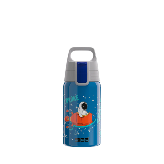 Sigg Edelstahl Trinkflasche 0.5 Liter mit Astronaut Motiv und Weltall Print im Bärechind Winterthur Zürich Schweiz