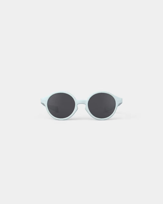 Baby Sonnenbrille sweet blue Izipizi UV Schutz frontal Bärechind Winterthur Zürich Schweiz kaufen