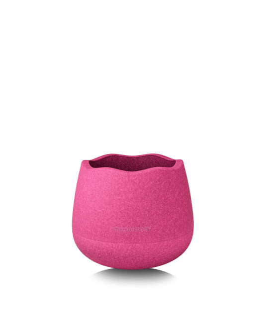 Stapelstein Base Pink – ergonomischer Kinderhocker für Bewegung, Spiel und fantasievolle Balance.