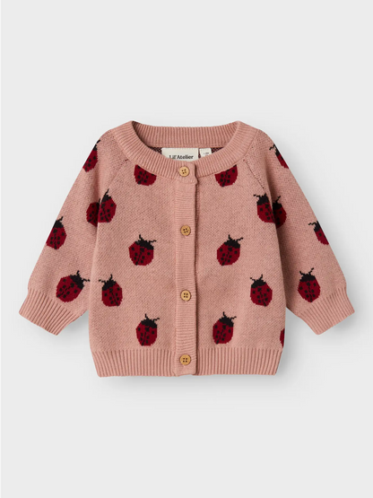 Rosa Lil’Atelier Kinder-Strickjacke mit Knöpfen und Marienkäfern, zu kaufen bei Bärechind in Winterthur, Zürich Schweiz.