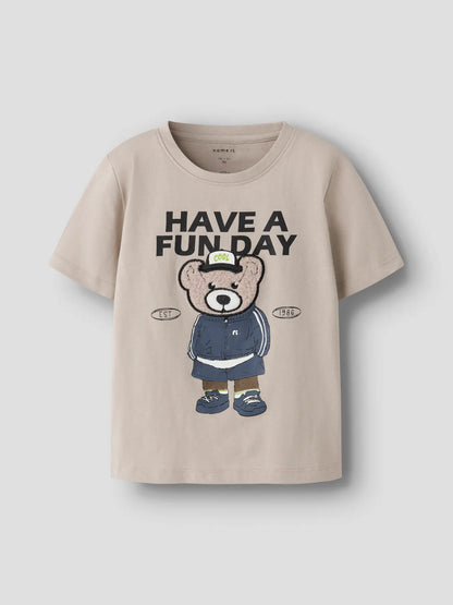 Kinder T-Shirt in Chateau Gray mit Teddy-Print von name it im Bärechind Winterthur Zürich Schweiz