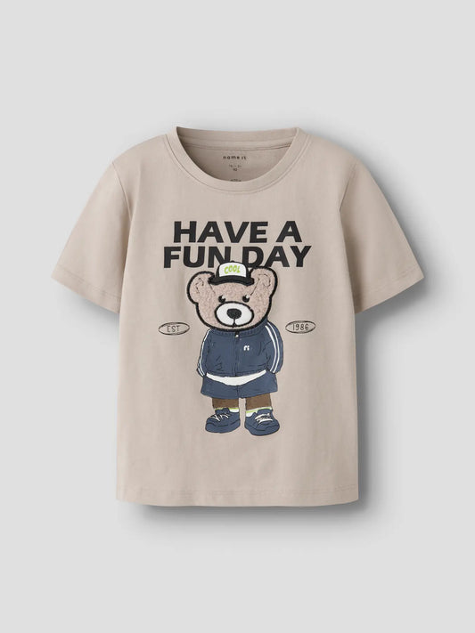Kinder T-Shirt in Chateau Gray mit Teddy-Print von name it im Bärechind Winterthur Zürich Schweiz