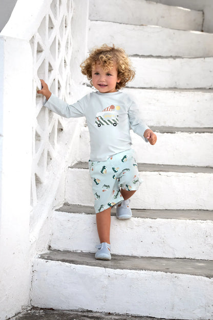 Baby trägt Lässig UV Badehose Ice Cream bei Bärechind Winterthur Zürich Schweiz
