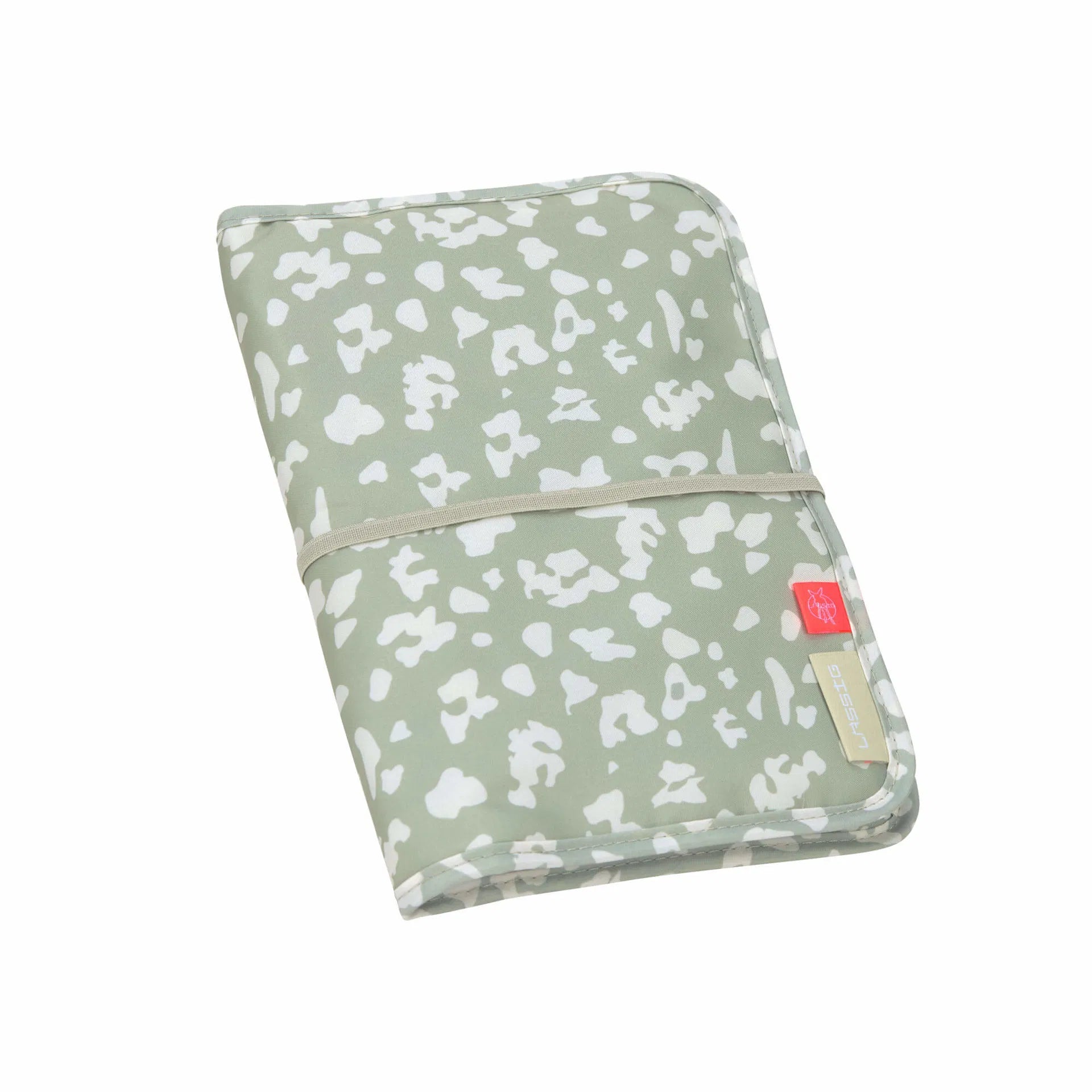 Wickeltasche light khaki von Lässig mit integriertem Wickelbereich, erhältlich bei Bärechind in Winterthur, Zürich, Schweiz.