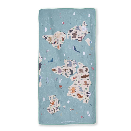 Woods & Waves Kinderstrandtuch Animal Map mit Weltkarte und Tiermotiven aus verschiedenen Kontinenten